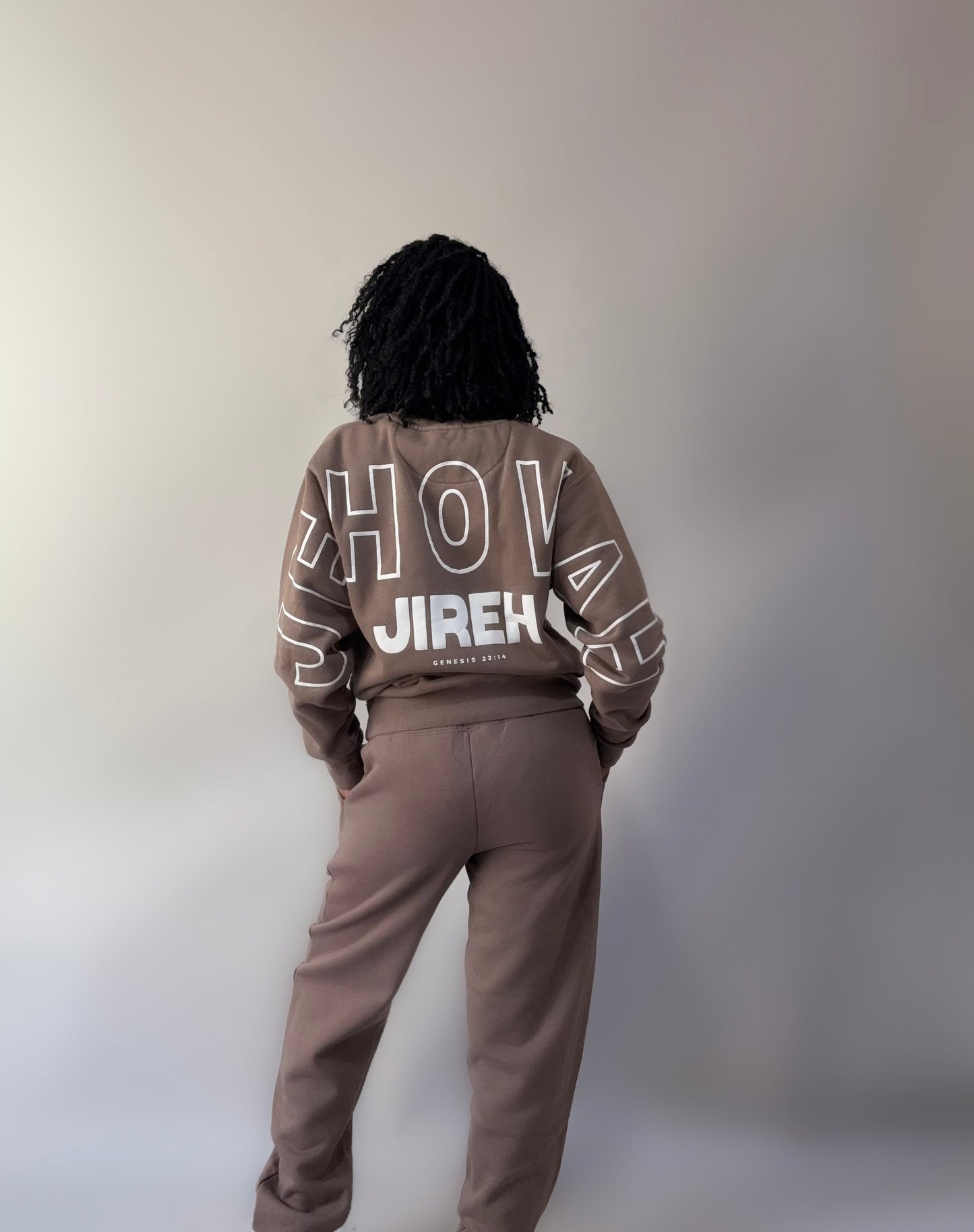 Distant Land SET (Sweatshirt + Joggers)