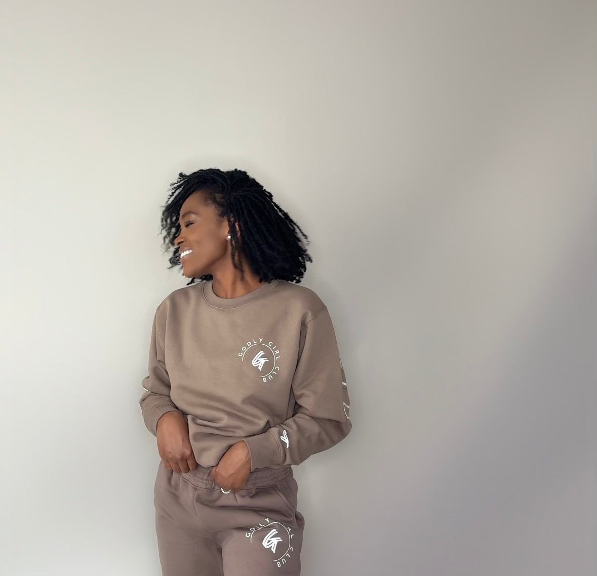 (PRE-ORDER) Distant Land Crewneck